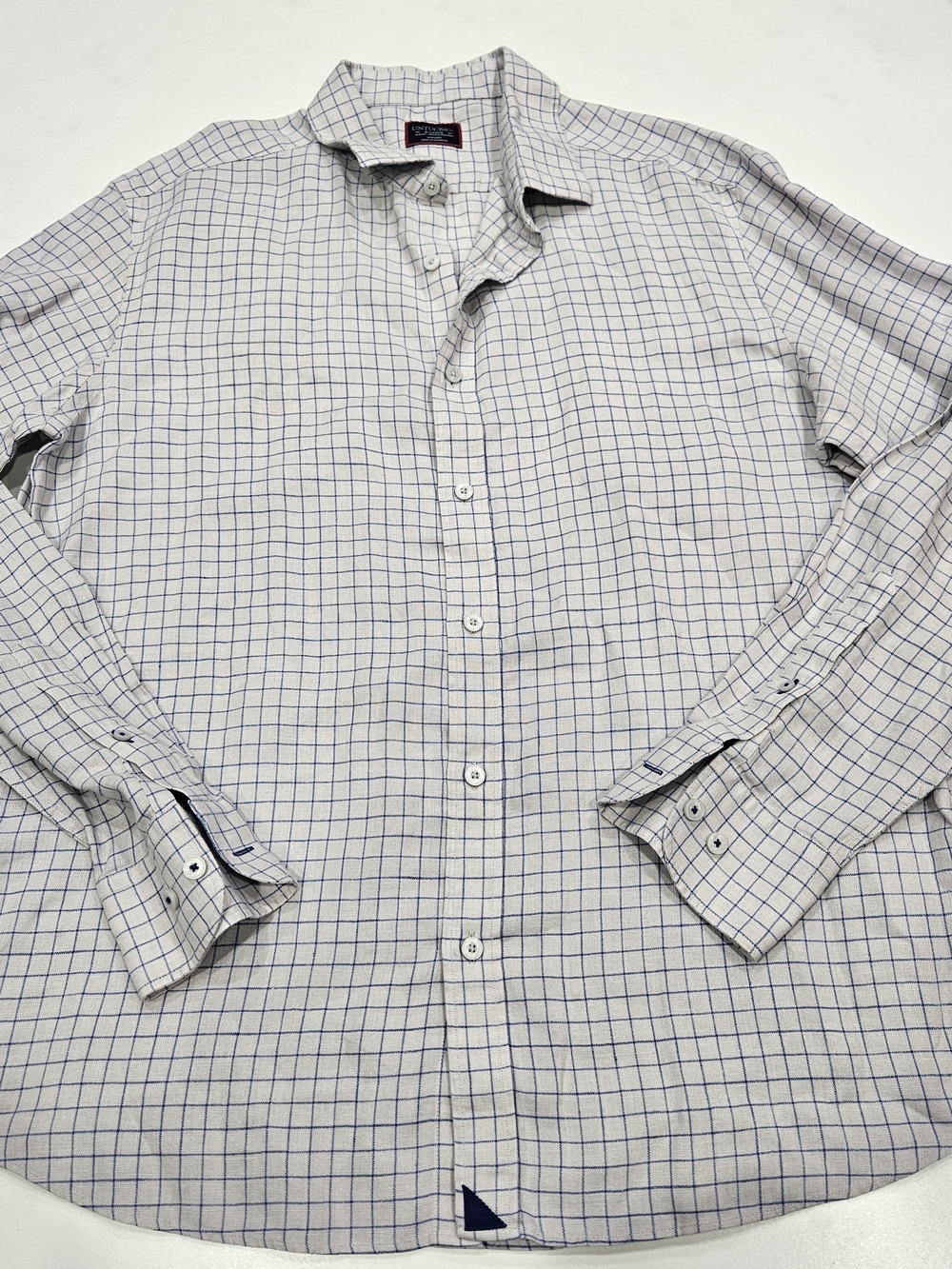 UNTUCKit 100% Linen Gray Shirt with Blue Windowpane Check